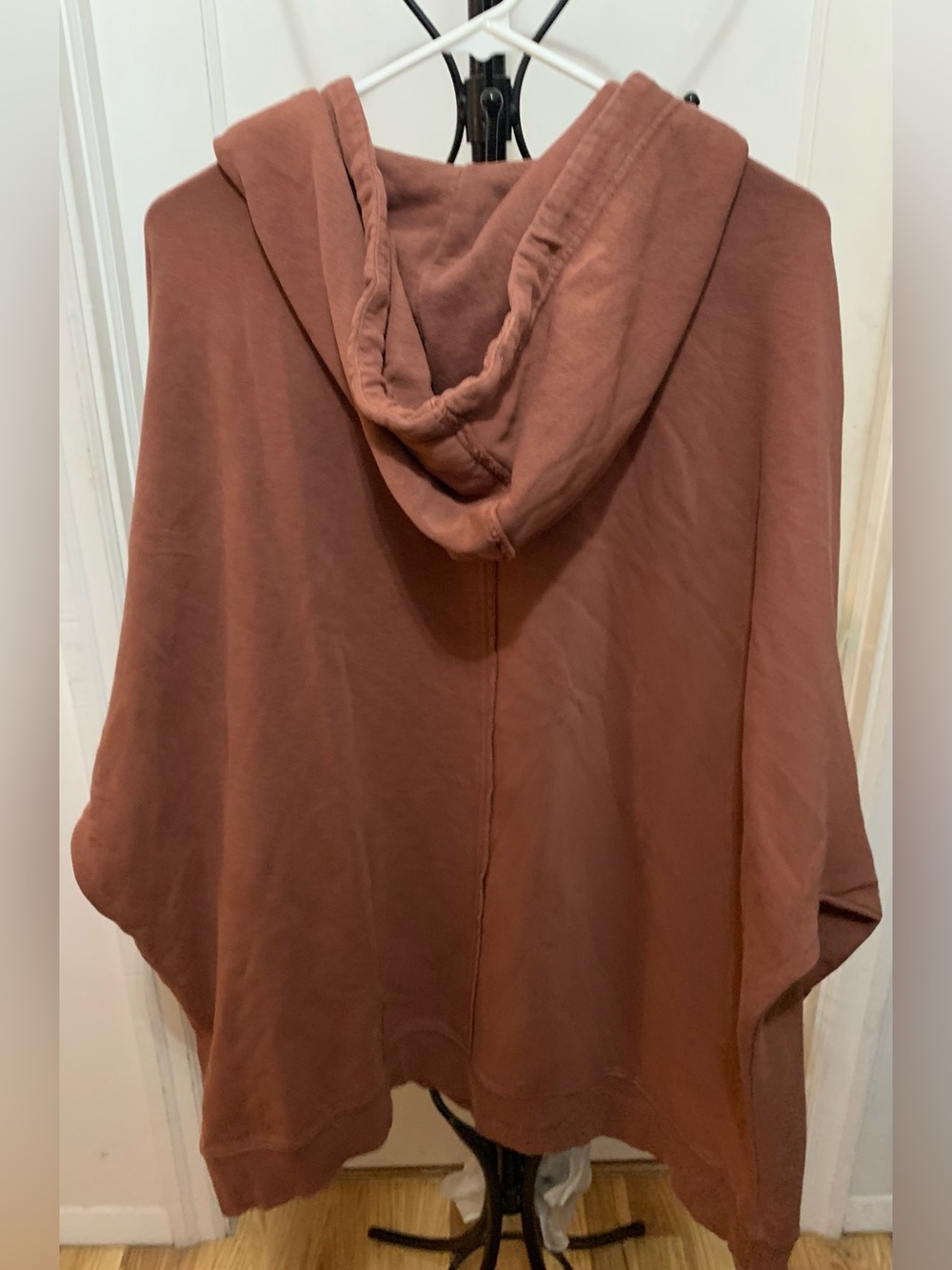 Free People XOXO Hoodie Size XL - Picture 4 of 4